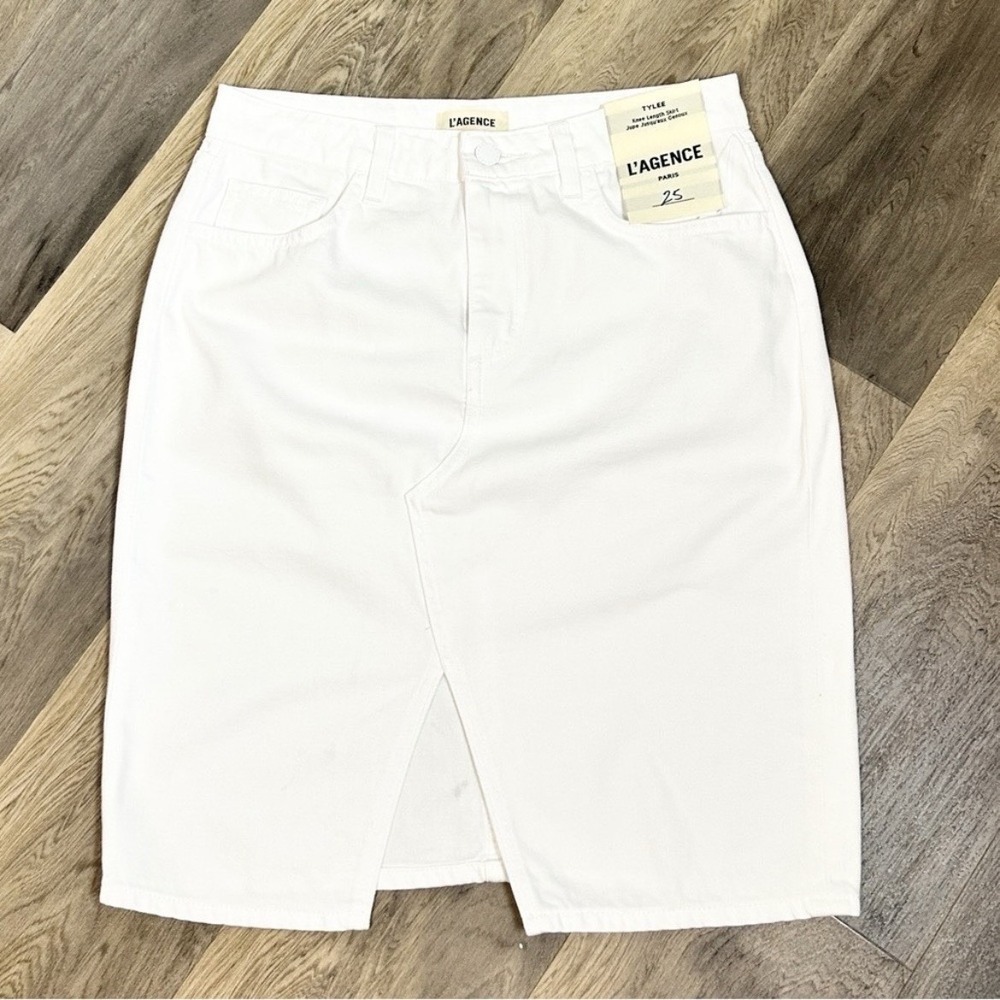 L'AGENCE Tylee Knee Length Denim Skirt Blanc White Front Slit 25 NWT 100% Cotton